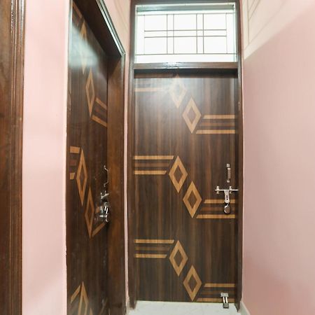 Hotel O Gdd Kuteer Ноида Екстериор снимка