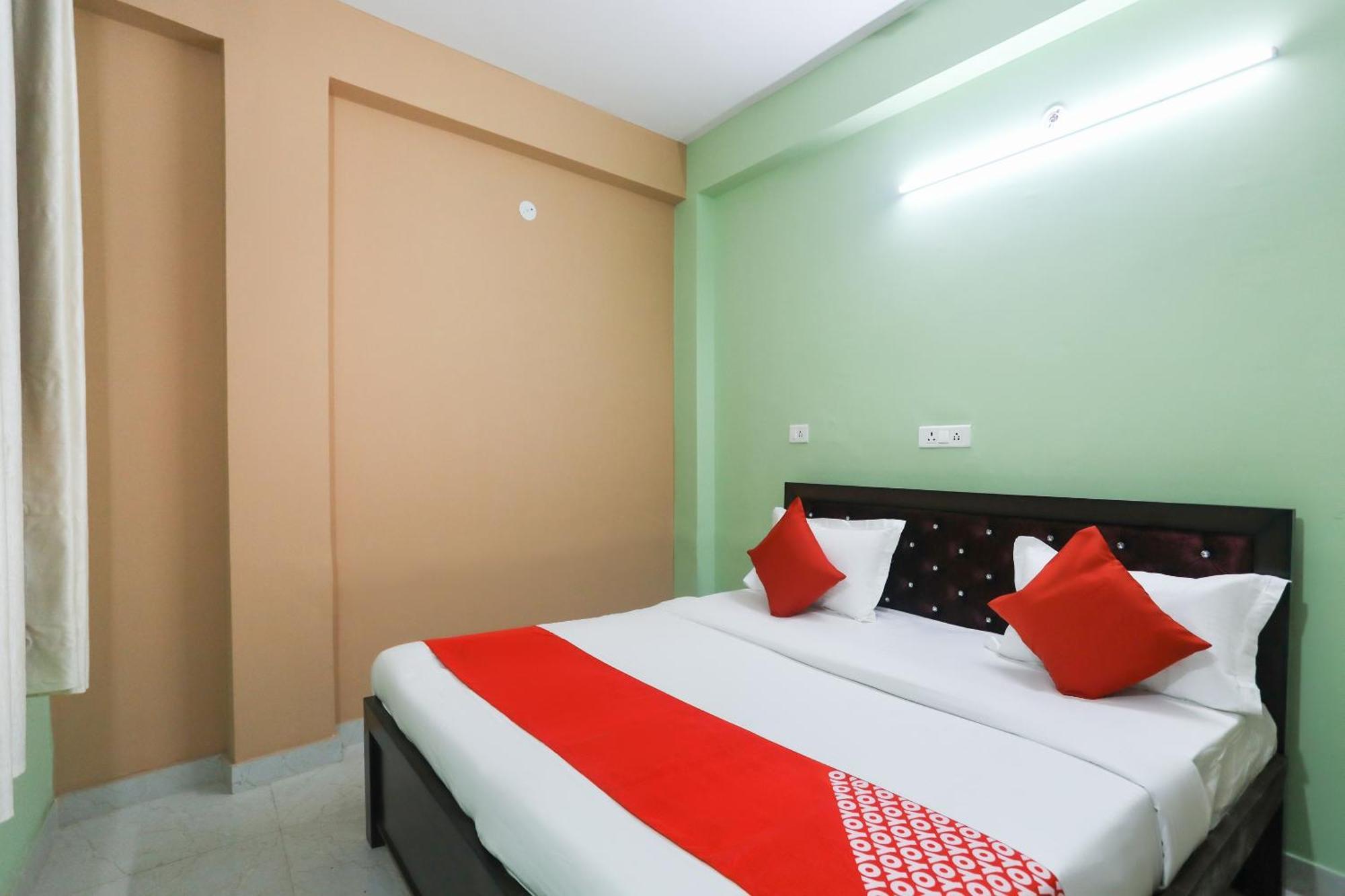 Hotel O Gdd Kuteer Ноида Екстериор снимка